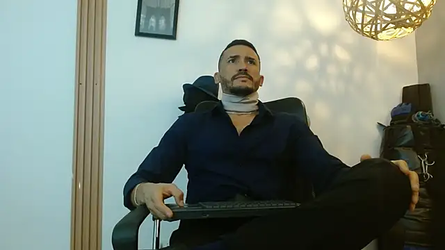 Reiko 85  online show from 22, 9, 2025