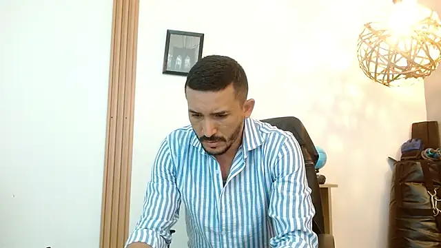 Reiko 85  online show from 27, 9, 2025