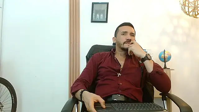 Reiko 85  online show from 2, 10, 2025