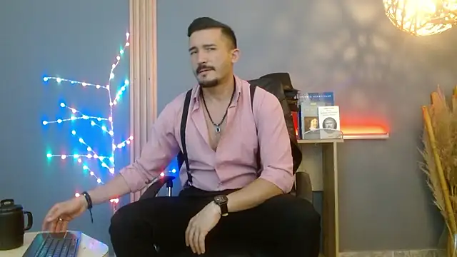 Reiko 85  online show from 2, 2, 2026