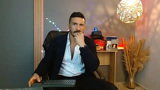 Reiko 85  online show from 30, 3, 2026