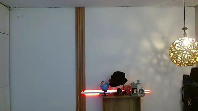 Reiko 85  online show from 6, 11, 2025