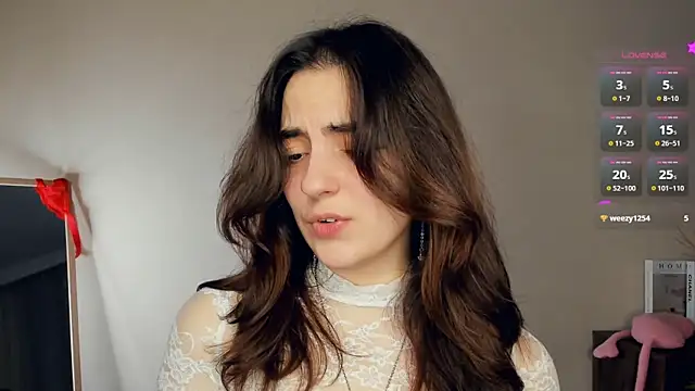 Snapshot of DracosMoon chatting on 26, 10, 2025 DracosMoon online show from 26, 10, 2025