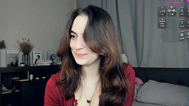 Snapshot of DracosMoon chatting on 14, 10, 2025 DracosMoon online show from 14, 10, 2025