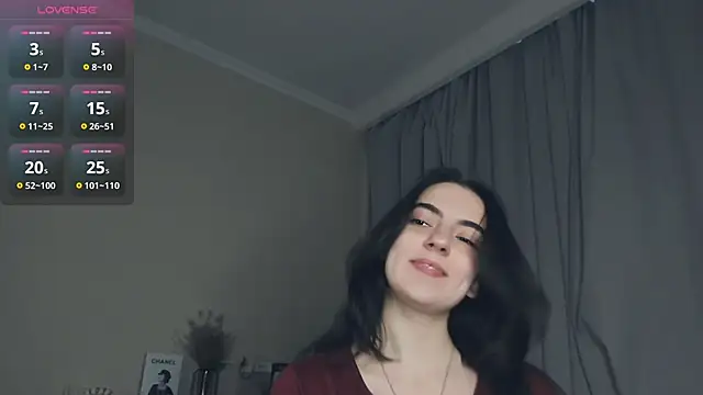 Snapshot of DracosMoon chatting on 23, 11, 2025 DracosMoon online show from 23, 11, 2025