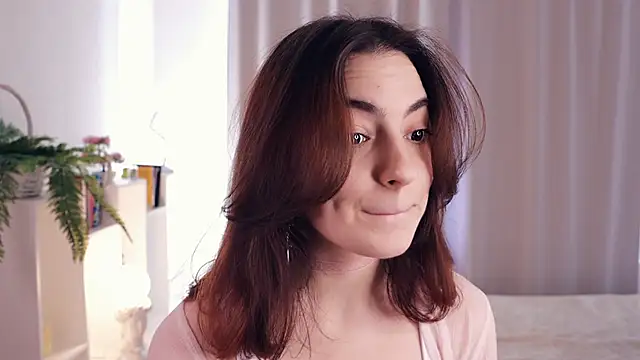 Snapshot of DracosMoon chatting on 27, 2, 2025 DracosMoon online show from 27, 2, 2025