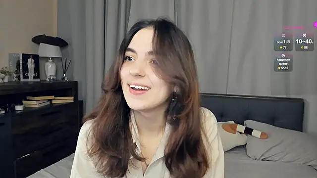 Snapshot of DracosMoon chatting on 23, 10, 2025 DracosMoon online show from 23, 10, 2025