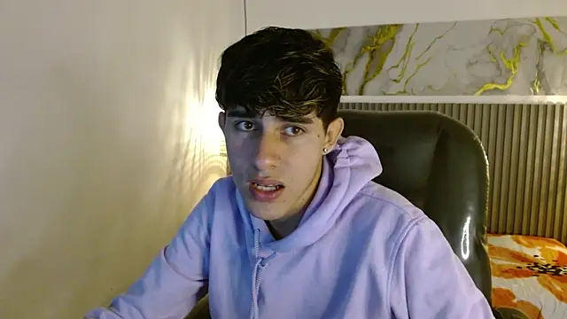 Dyla n18 online show from 14, 12, 2025