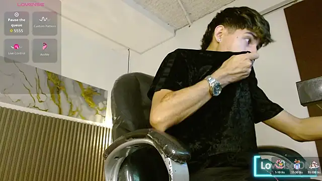 Dyla n18 online show from 26, 11, 2025