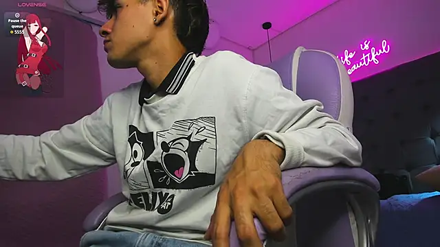 Dyla n18 online show from 20, 9, 2025