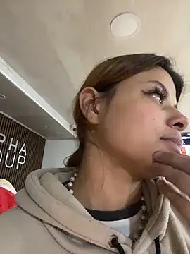 Antonella Torres2 online show from 26, 11, 2025