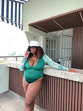 Just Gissellex online show from 4, 2, 2025