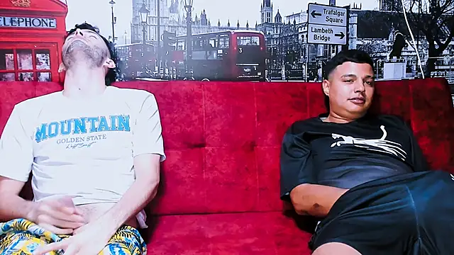 Snapshot of threesome_sexy_hot chatting on 13, 2, 2025 threesome sexy hot online show from 13, 2, 2025