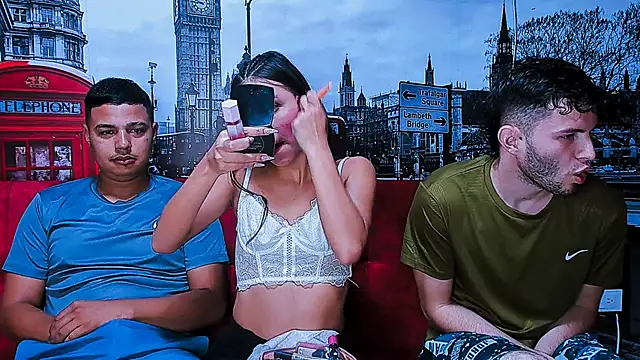 Snapshot of threesome_sexy_hot chatting on 2, 2, 2025 threesome sexy hot online show from 2, 2, 2025