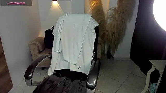 Snapshot of Milf_karlye chatting on 6, 2, 2026 Milf karlye online show from 6, 2, 2026