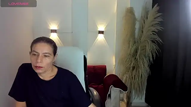 Snapshot of Milf_karlye chatting on 22, 6, 2026 Milf karlye online show from 22, 6, 2026