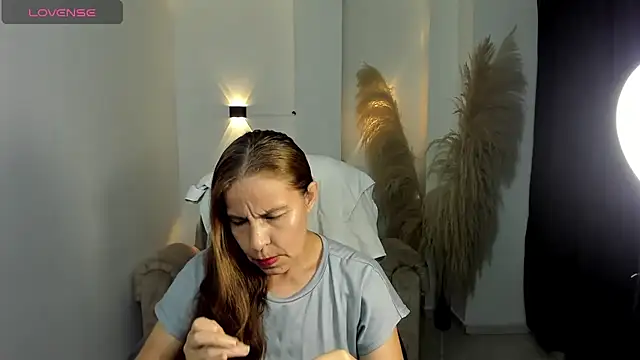 Snapshot of Milf_karlye chatting on 14, 2, 2026 Milf karlye online show from 14, 2, 2026