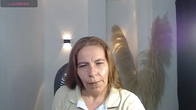 Milf karlye online show from 15, 1, 2026