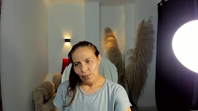 Snapshot of Milf_karlye chatting on 4, 2, 2026 Milf karlye online show from 4, 2, 2026