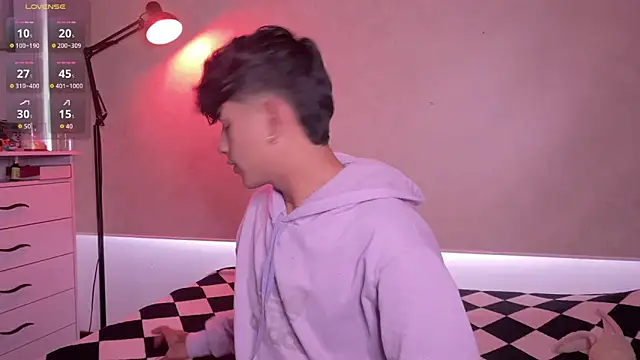 teobowny  online show from 26, 9, 2025