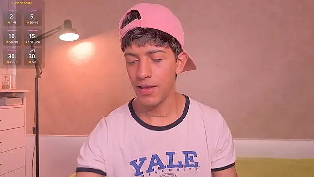 teobowny  online show from 17, 4, 2026