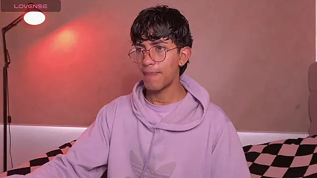 teobowny  online show from 24, 9, 2025