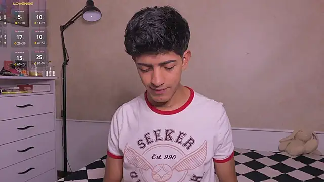 teobowny  online show from 14, 11, 2025