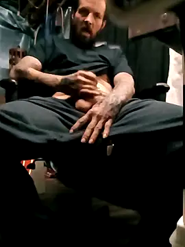 Whipit323 online show from 7, 3, 2026