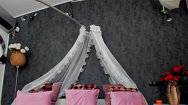 miss sophieX online show from 28, 9, 2025