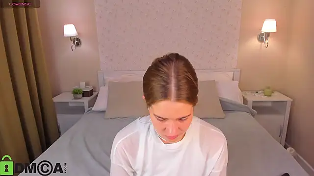 Jennifer Wadee online show from 1, 4, 2026