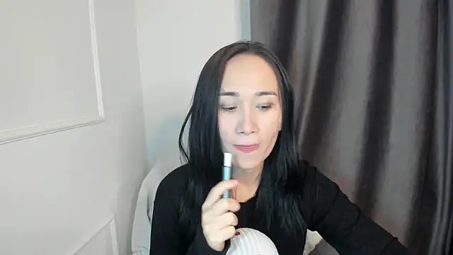 aenie online show from 13, 10, 2025