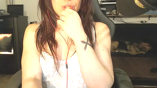 complicata mente online show from 22, 3, 2025