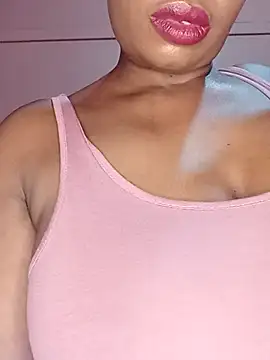 Luciouslips00 online show from 14, 5, 2026