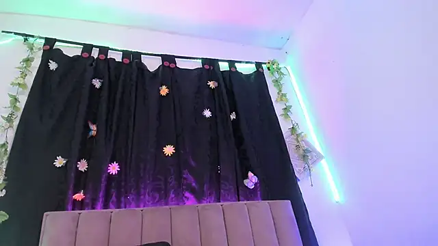 DeisyHarper online show from 2, 10, 2025