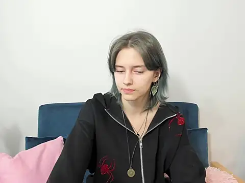 DevineNatalie online show from 31, 12, 2024