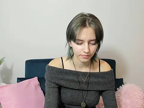 DevineNatalie online show from 16, 12, 2024