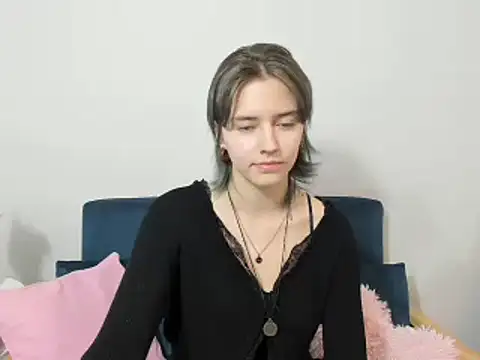 DevineNatalie online show from 18, 12, 2024