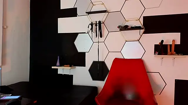 haileycat online show from 7, 3, 2025