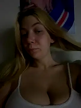 Mandispandis1 online show from 18, 9, 2025