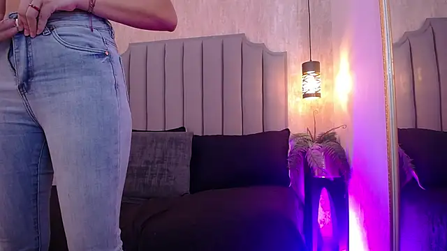 Alahia Baiter online show from 22, 2, 2025