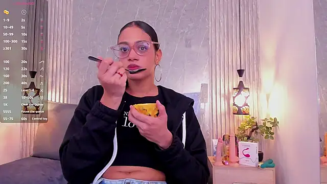 Alahia Baiter online show from 24, 1, 2025