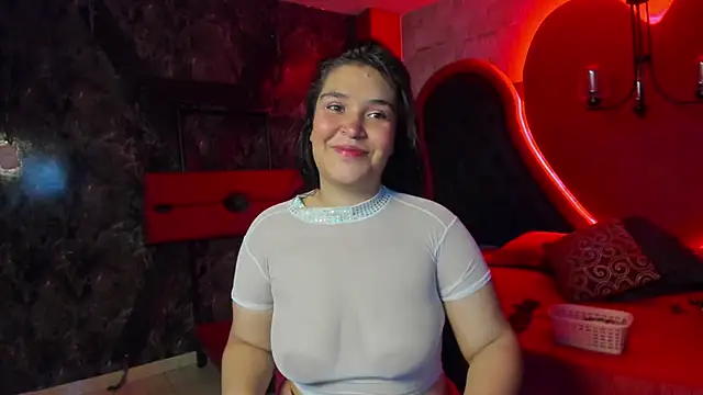 Snapshot of SLUTTY_MILA chatting on 7, 1, 2025 SLUTTY MILA online show from 7, 1, 2025