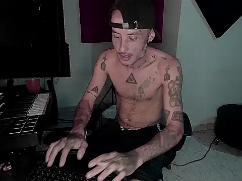 patrik tattoo  online show from 25, 11, 2025