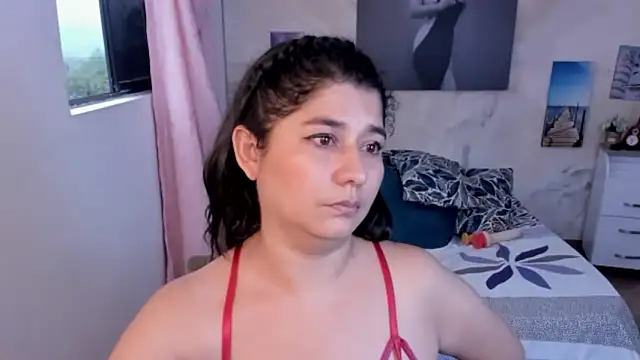 Snapshot of alinabozz1 chatting on 30, 4, 2026 alinabozz1 online show from 30, 4, 2026