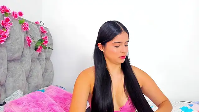 adhara  evanss online show from 12, 2, 2025