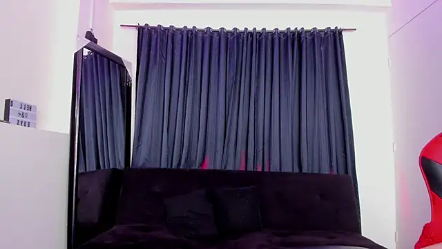 Keyth clement online show from 15, 4, 2026