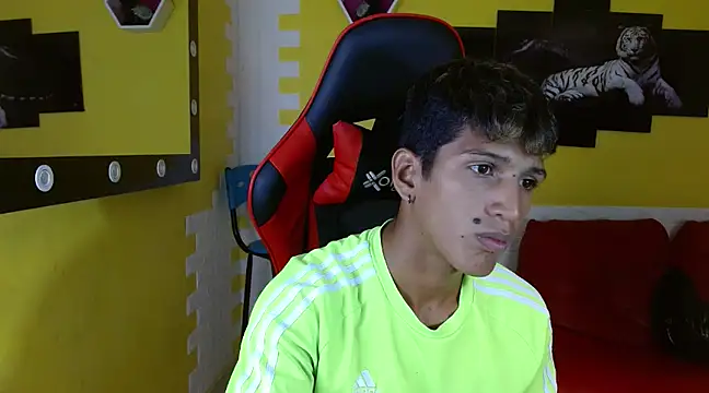 mau elixxx online show from 31, 1, 2025