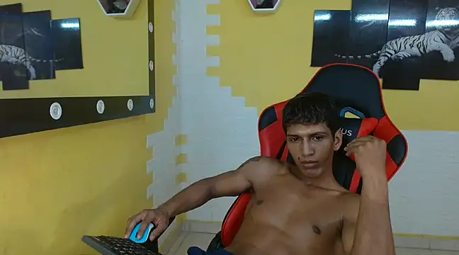 mau elixxx online show from 24, 1, 2025