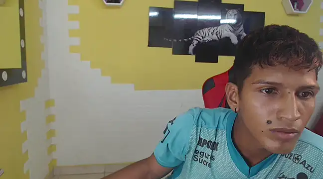 mau elixxx online show from 10, 1, 2025