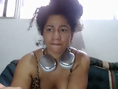 bellacrespalatina online show from 13, 11, 2025